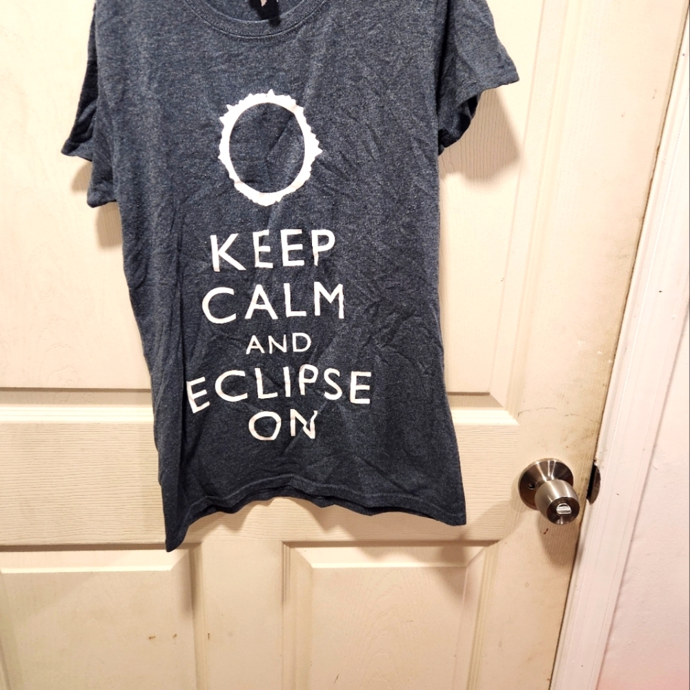 Gray Graphic Tee with Eclipse Design